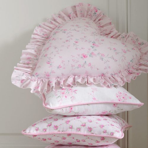 ThrowPillow HeartPillow0542 PARISIANPINK be9405fa b718 4b0b bf73 7bfdc4feed31